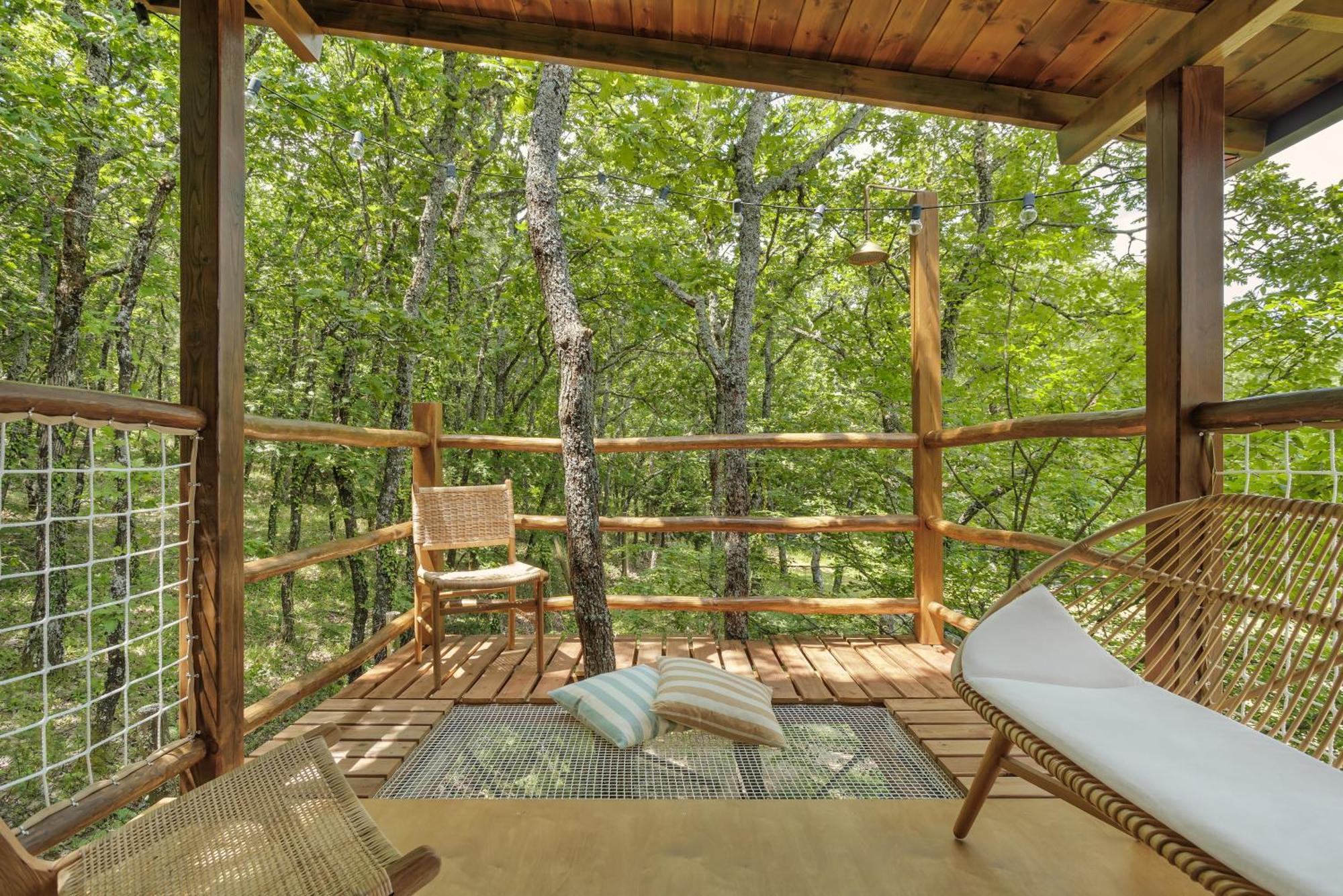 アルネア Agramada Bed & Breakfast エクステリア 写真